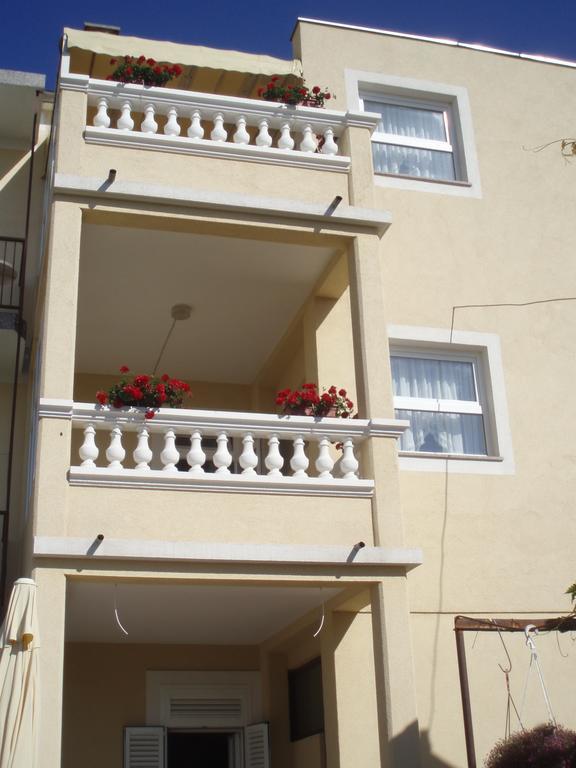 Apartments Vila&Zora Vodice Cameră foto